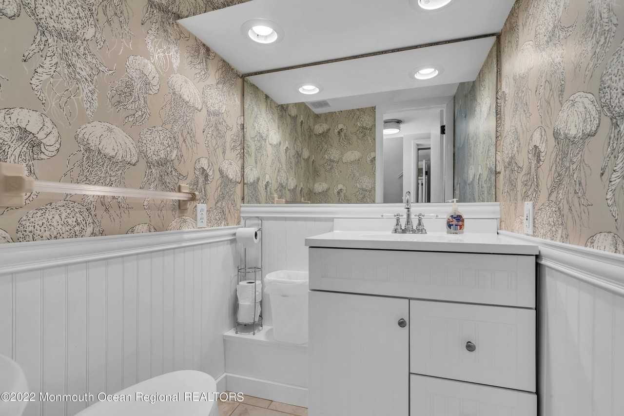 54 Linden Ct - Photo 3 of 24