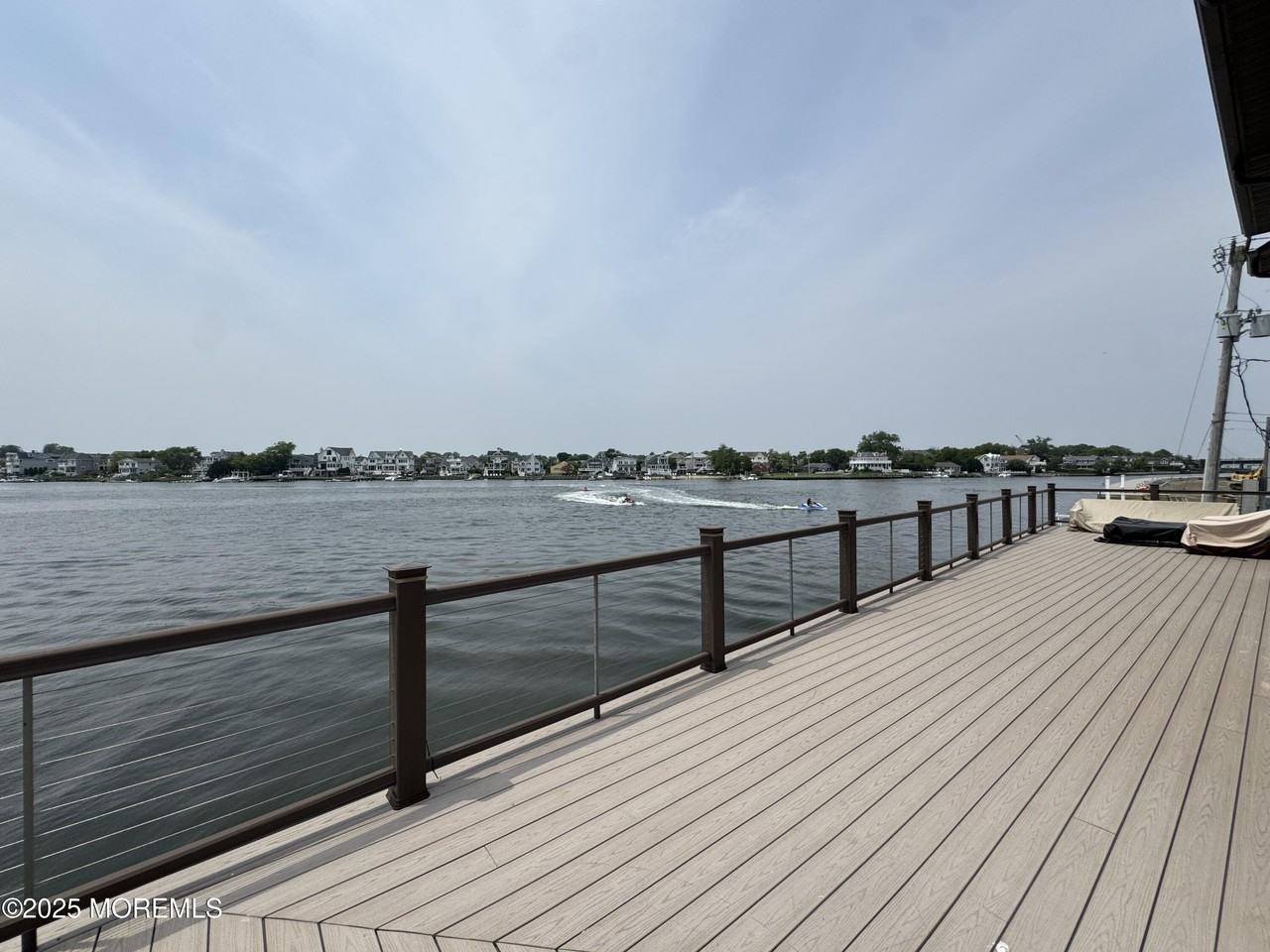 36 Beach St - Photo 3 of 29
