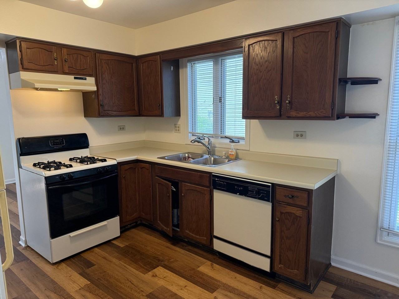 5090 Prairie Oak Rd - Photo 7 of 23