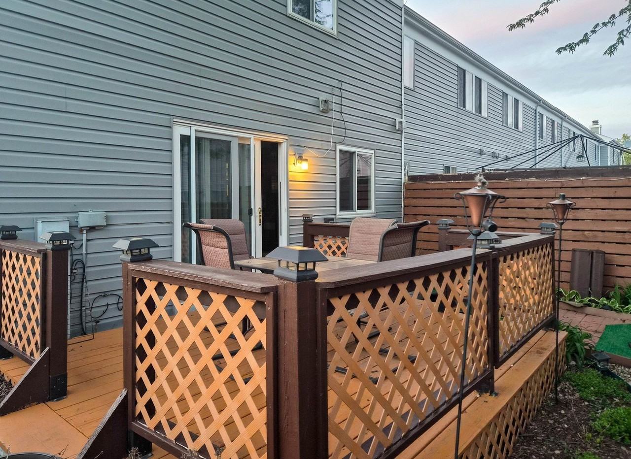 824 Minnesota Cir - Photo 2 of 12