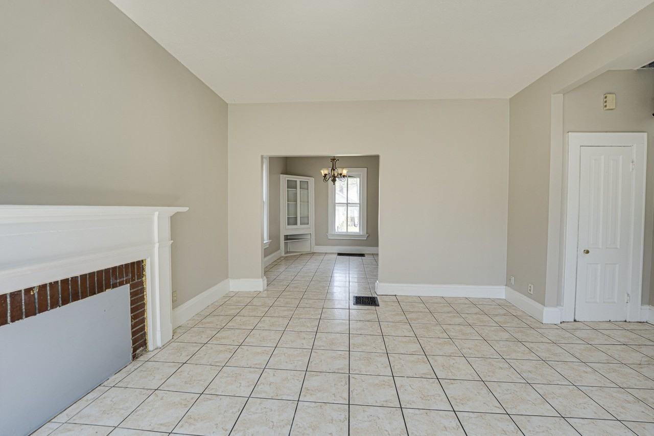 373 Cedar St #373 - Photo 5 of 30