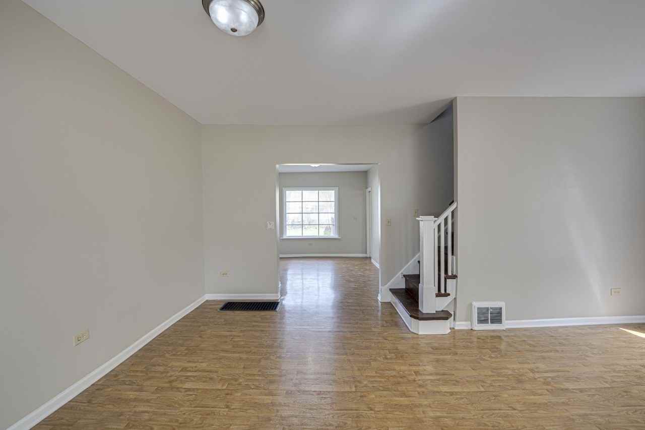 371 Cedar St #371 - Photo 5 of 22