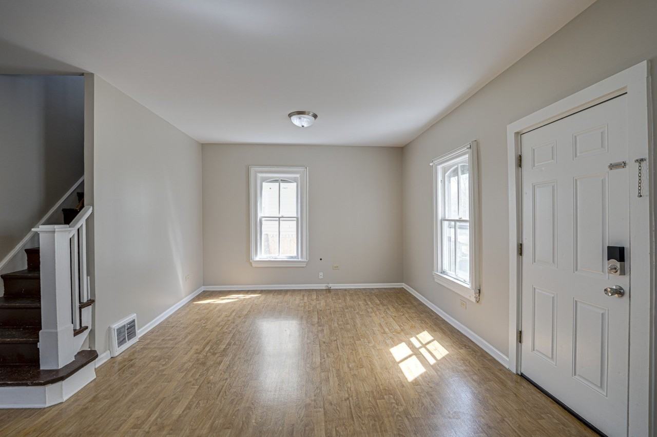 371 Cedar St #371 - Photo 6 of 22