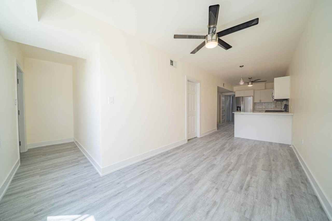 2008 W Coulter St #GRD - Photo 5 of 13