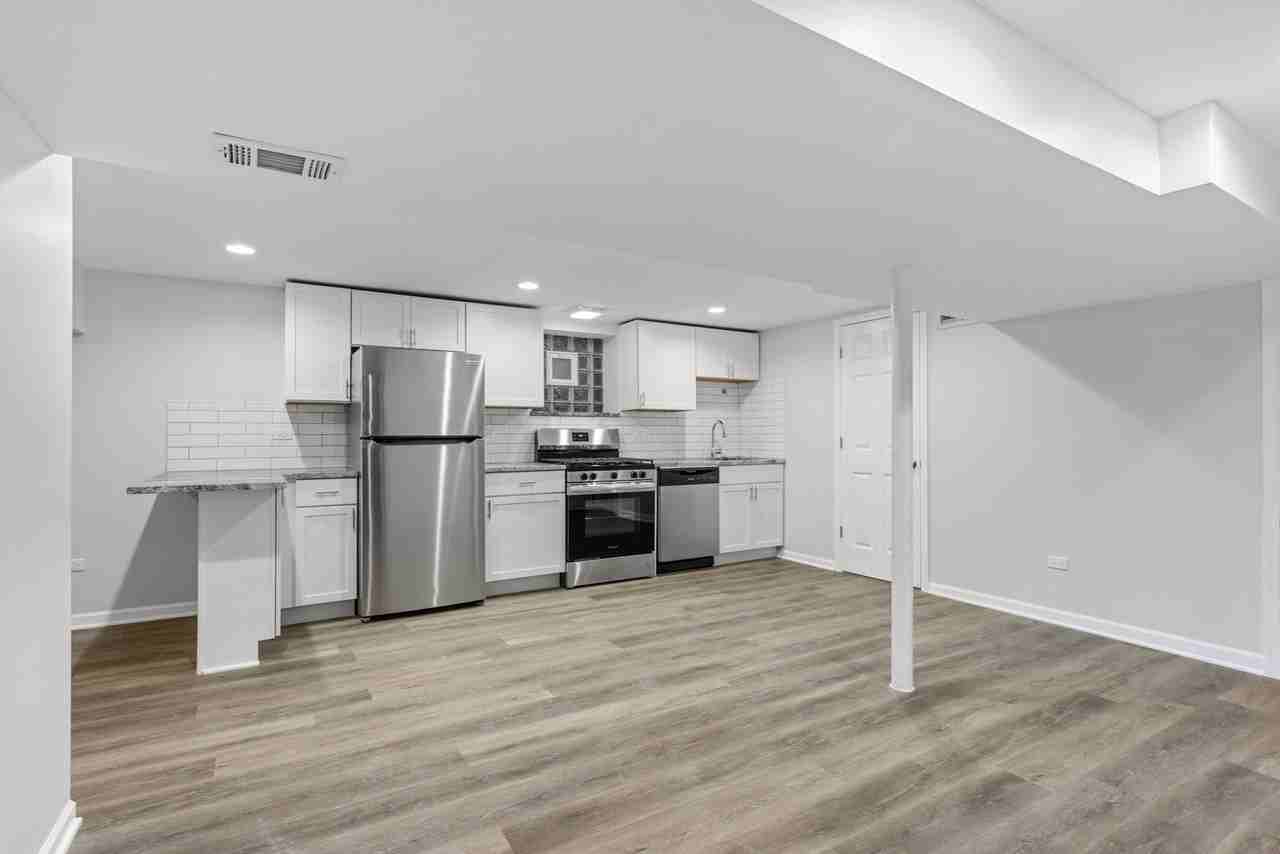 236 Callan Ave #G - Photo 5 of 13