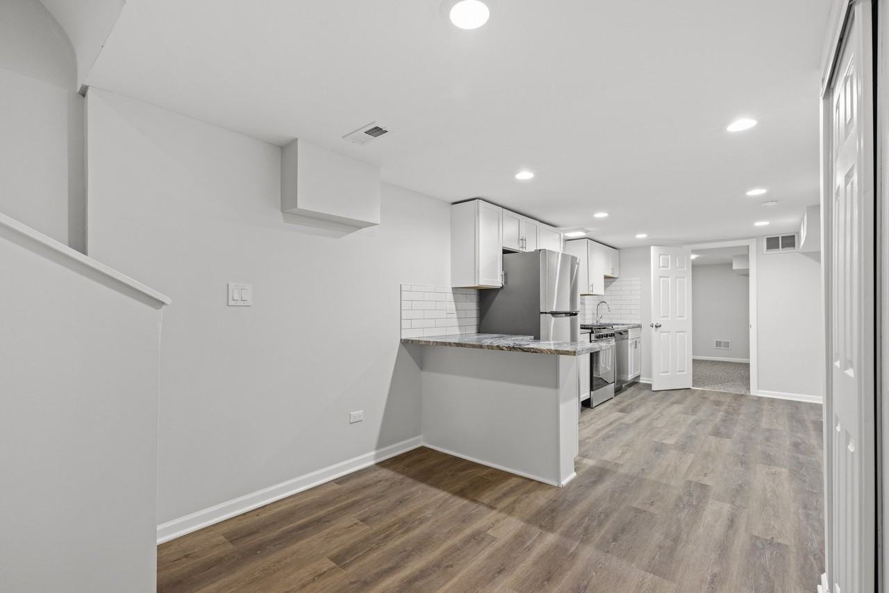 236 Callan Ave #G - Photo 6 of 13