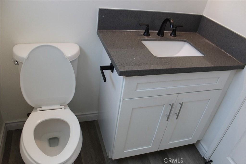 14808 Kingsdale Ave - Photo 7 of 18