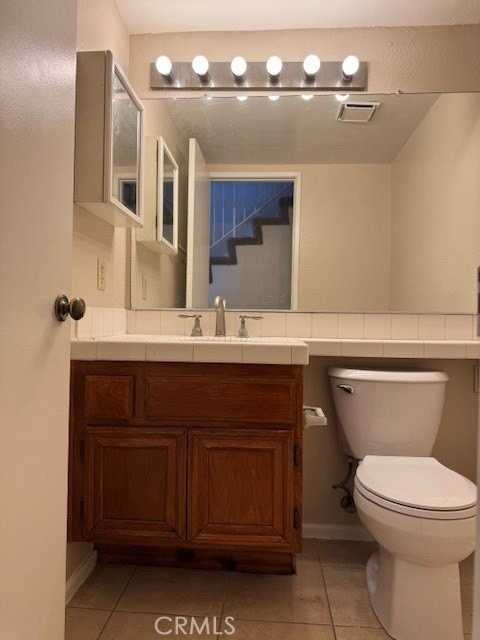 5055 Cambridge Ave - Photo 4 of 16