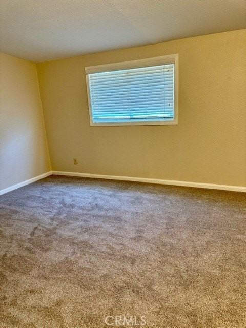 5055 Cambridge Ave - Photo 7 of 16