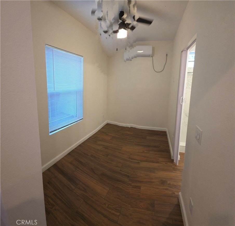 1496 Powell Way - Photo 3 of 6