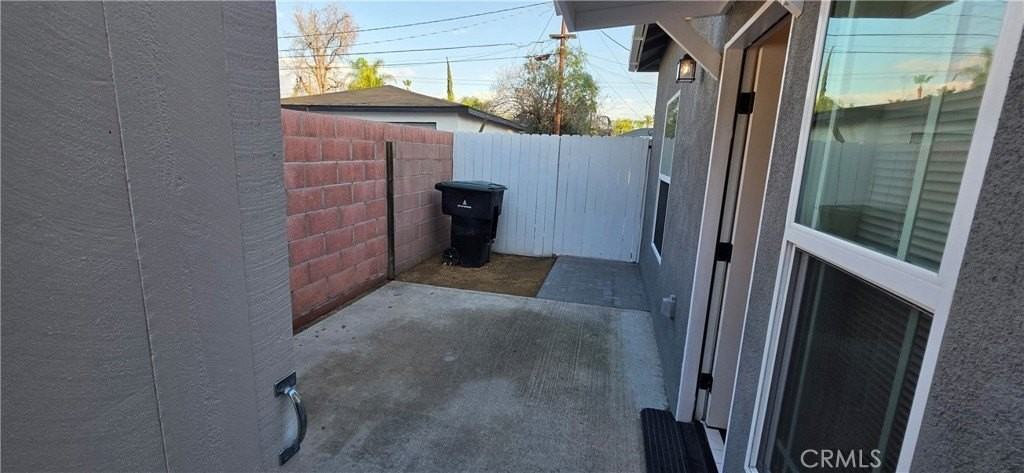 1496 Powell Way - Photo 5 of 6