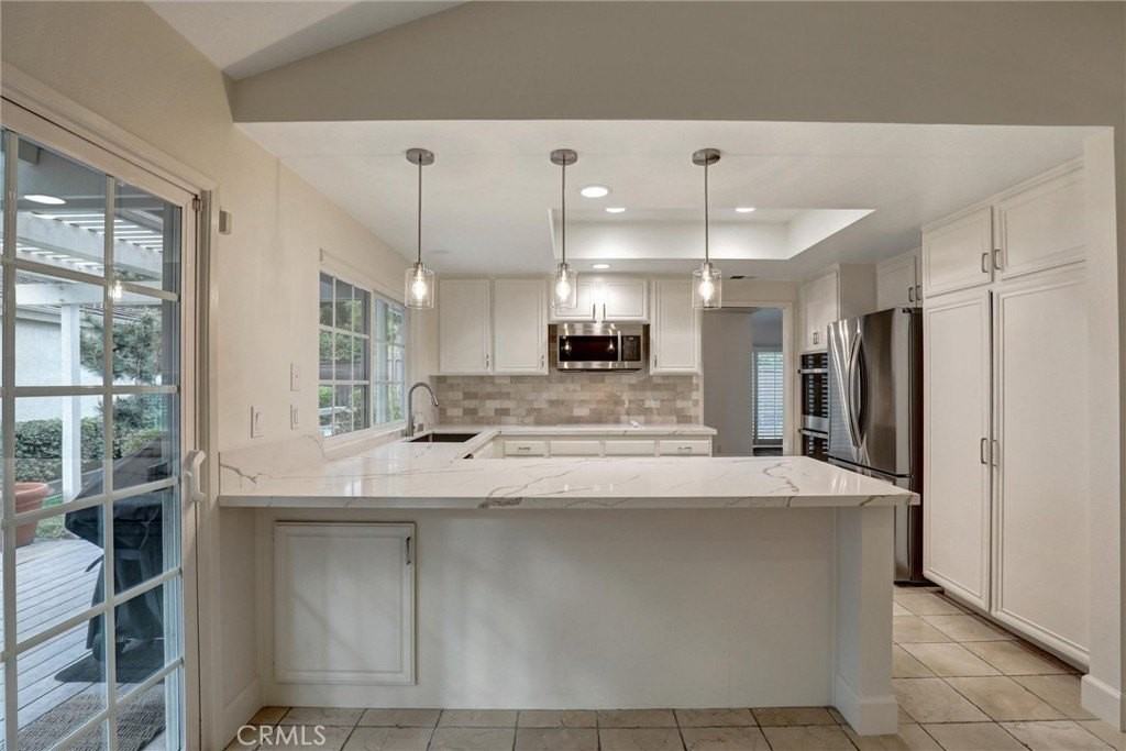 16 Sycamore Crk - Photo 4 of 50