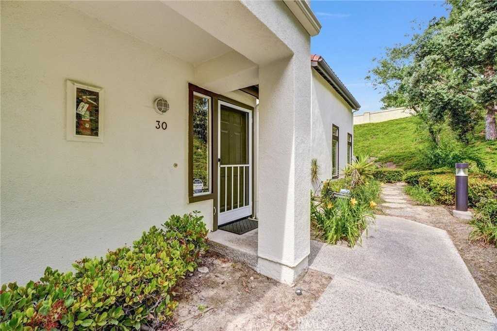 30 Flamingo Ct - Photo 4 of 30