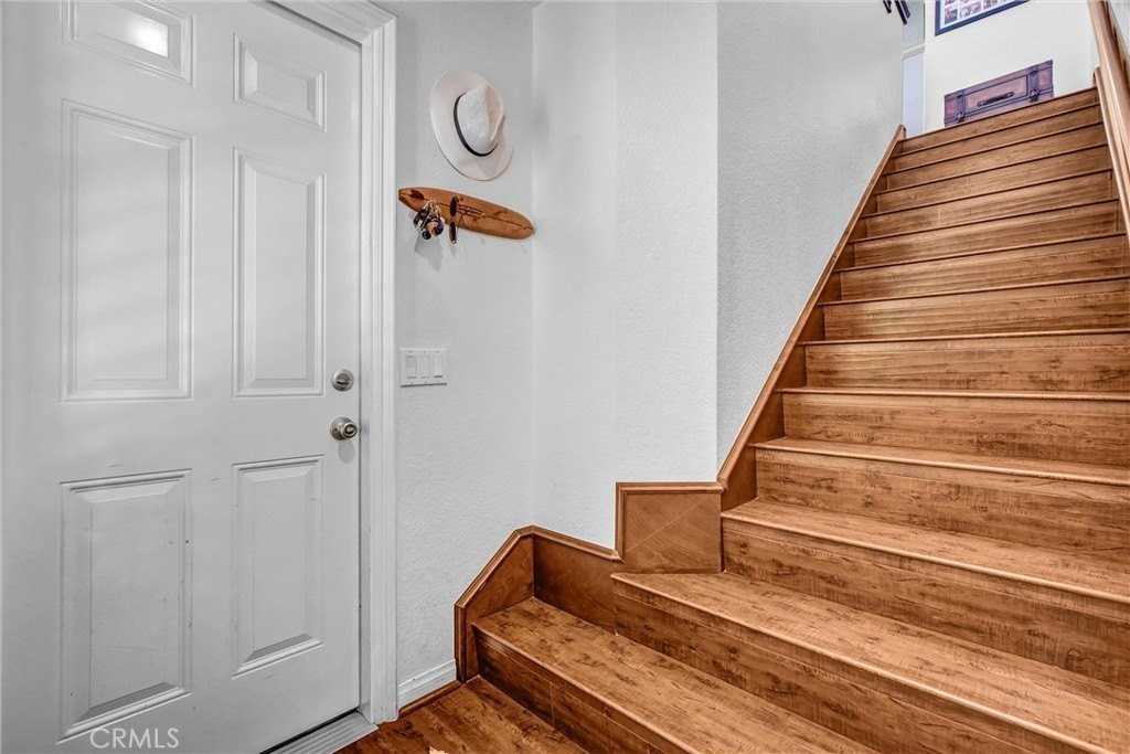 30 Flamingo Ct - Photo 5 of 30