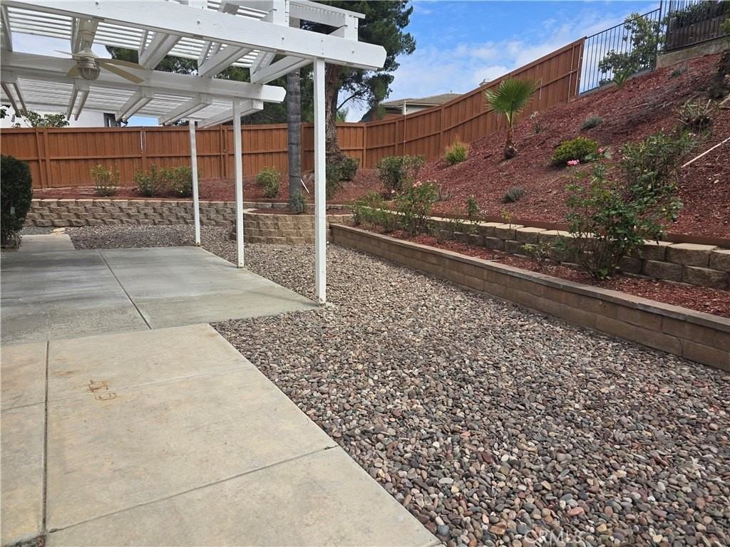 31361 Congressional Dr - Photo 7 of 31