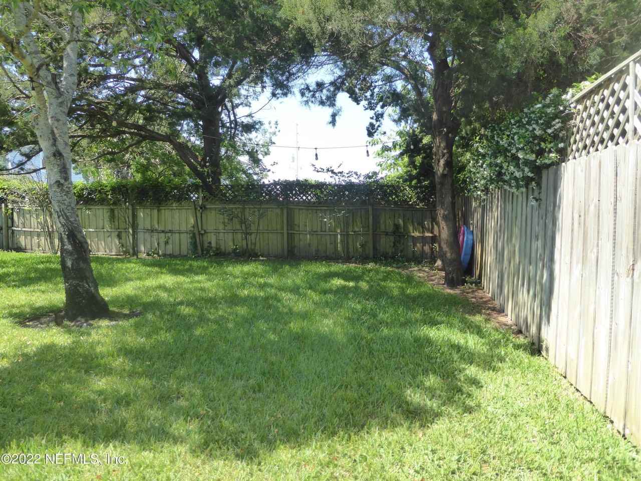 625 11th Ave S - Photo 6 of 29