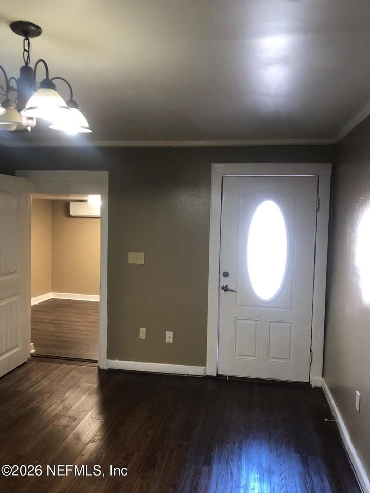 3034 Post St - Photo 5 of 17