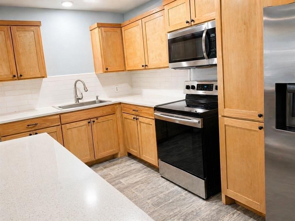 4408 Mckibben St - Photo 3 of 9