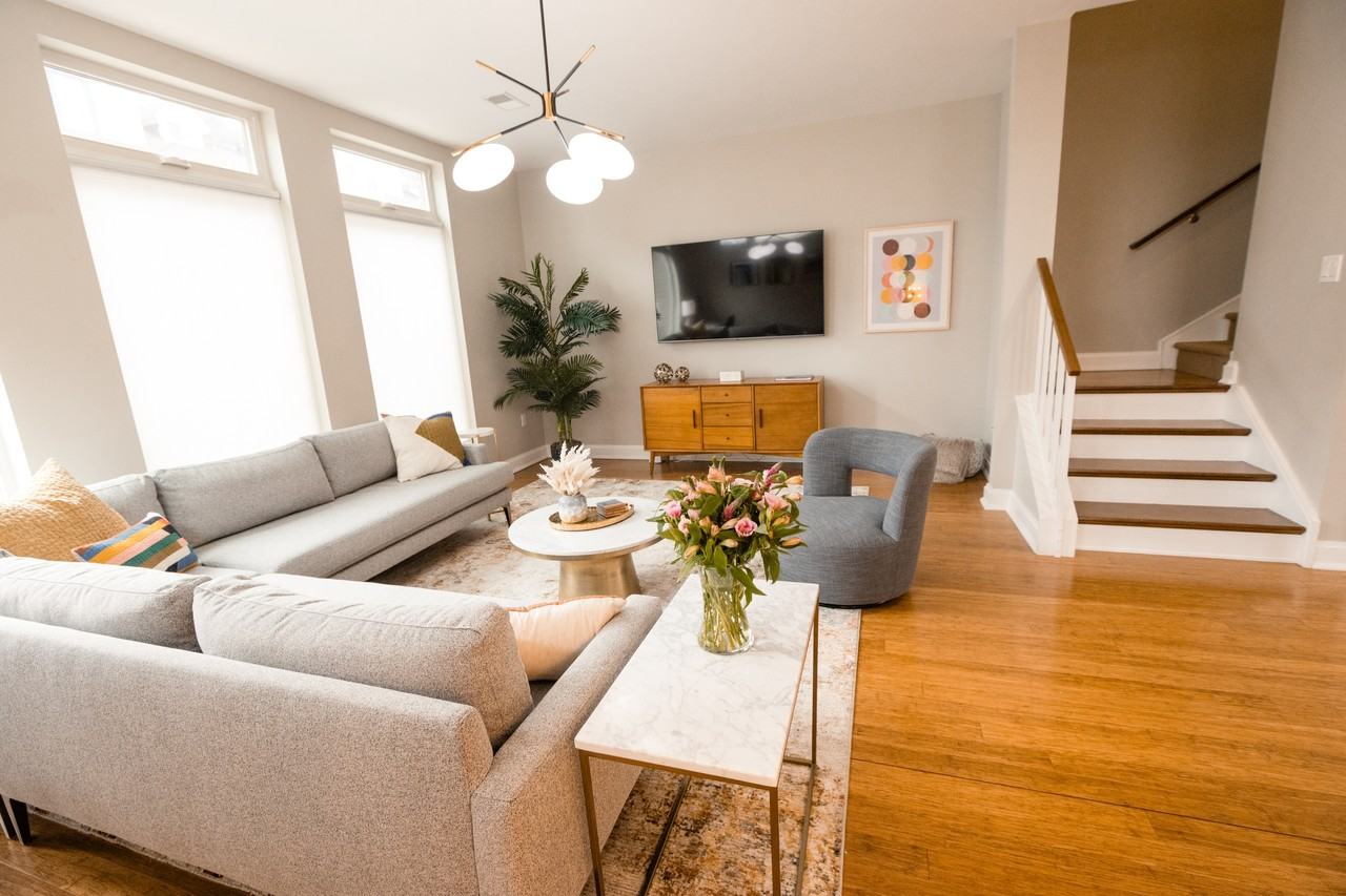 130 Home St #1 - Photo 5 of 35