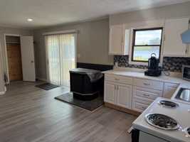 featured image of 854 Cardinal Ln #A