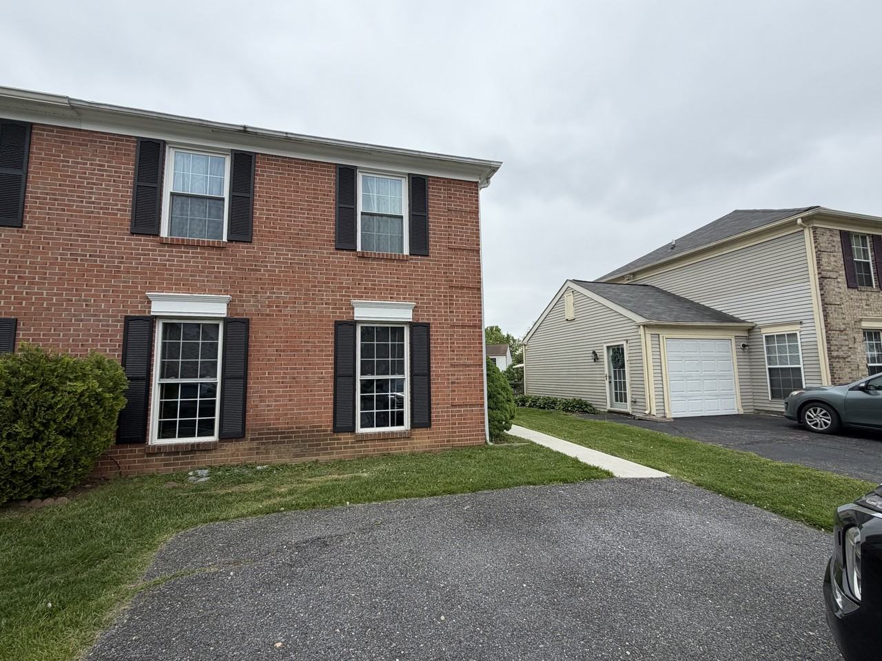 5805 Farmgate Ct #1 - Photo 3 of 16