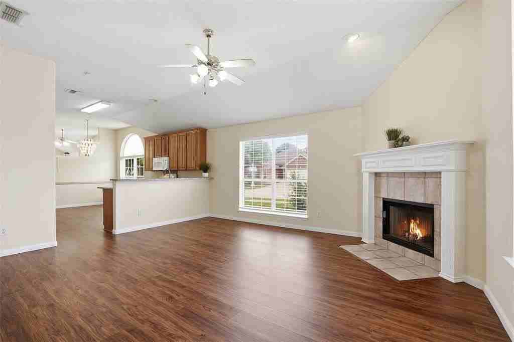 9148 Rushing River Dr - Photo 6 of 36