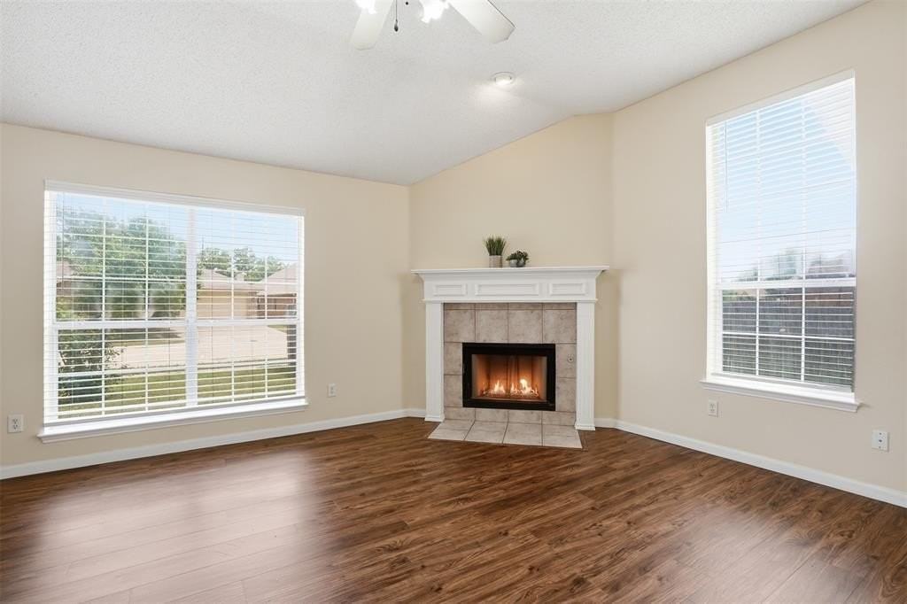 9148 Rushing River Dr - Photo 7 of 36