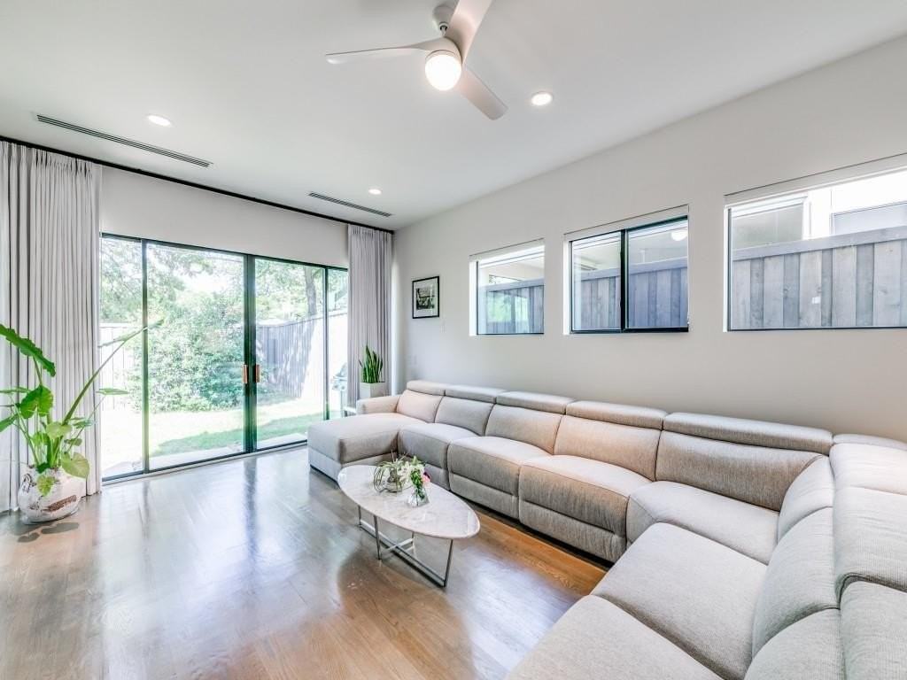 1847 Euclid Ave - Photo 2 of 24