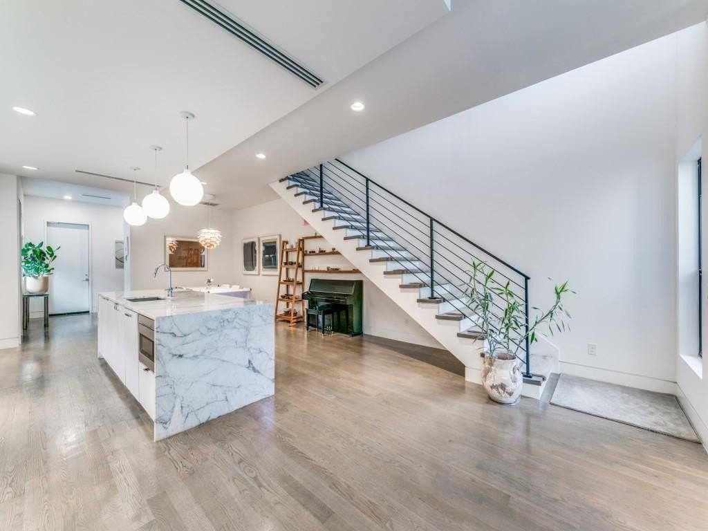 1847 Euclid Ave - Photo 7 of 24