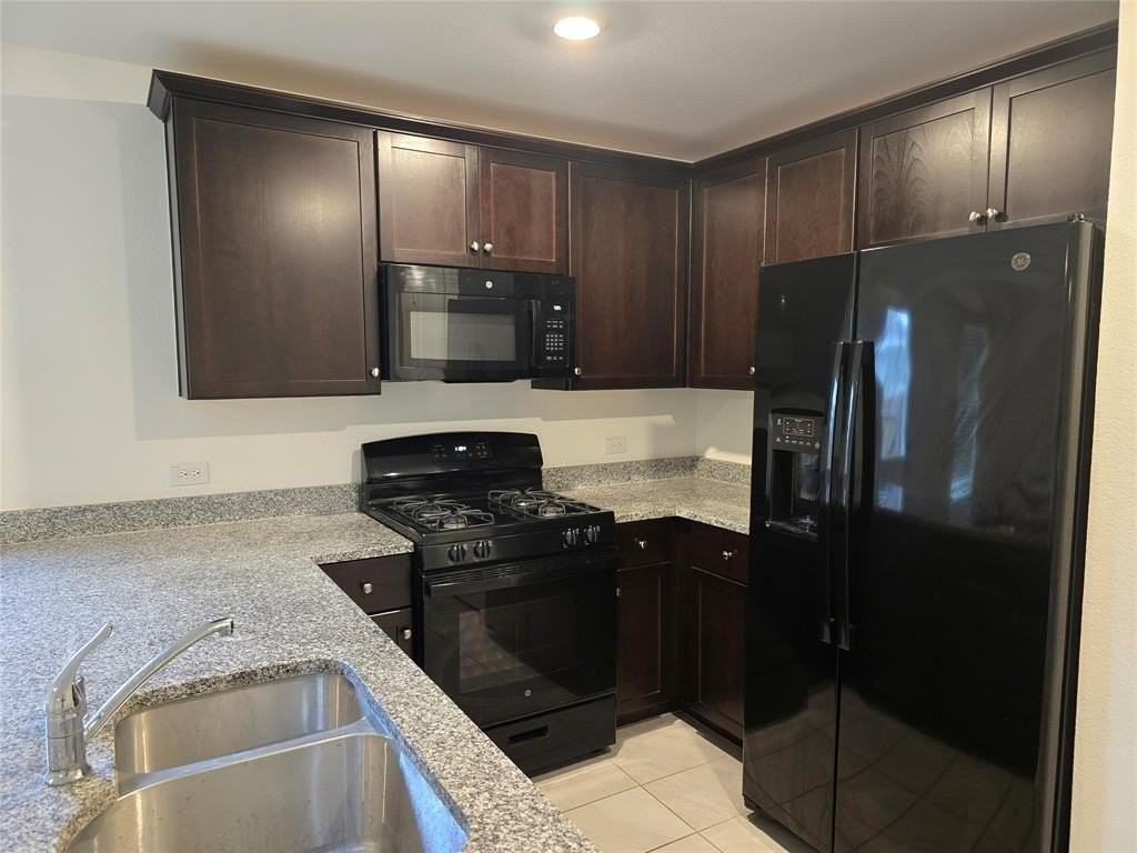 2757 Cobbleview Dr - Photo 7 of 30