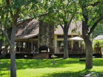 1425 E Seneca Ct - Photo 1 of 1