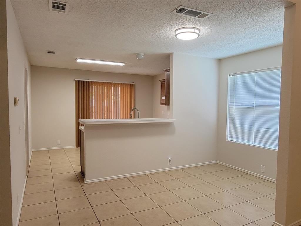 238 High Pointe Ln - Photo 3 of 17