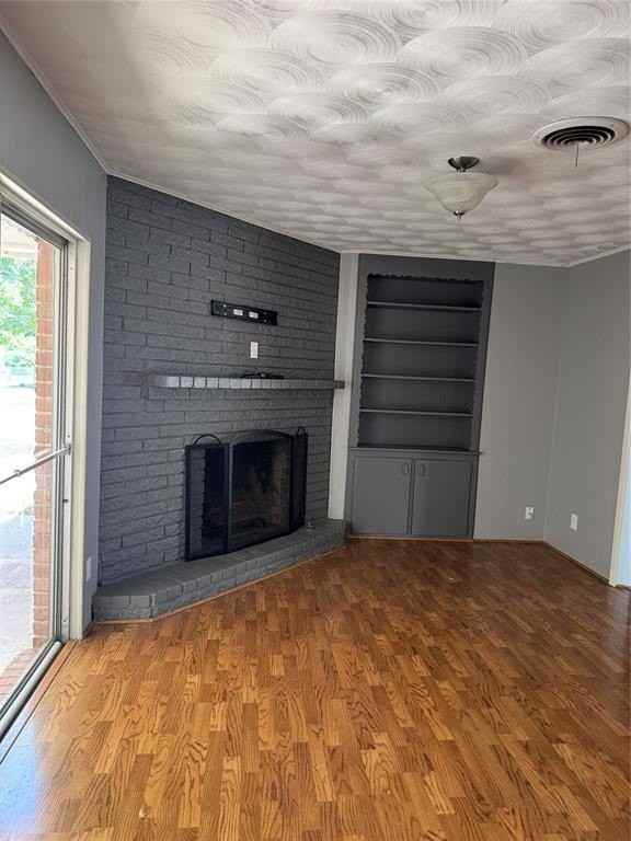 700 Kindred Ln - Photo 5 of 17