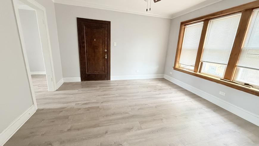 2023 N Lavergne Ave - Photo 3 of 7