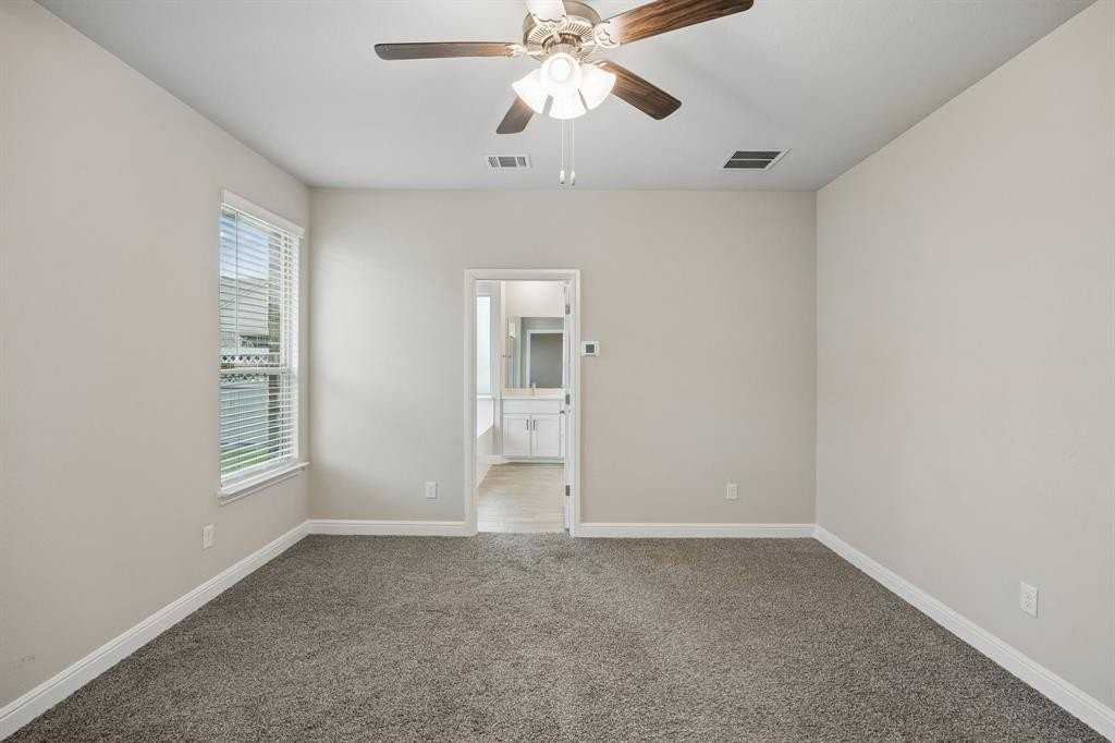 1200 Starling St - Photo 6 of 29