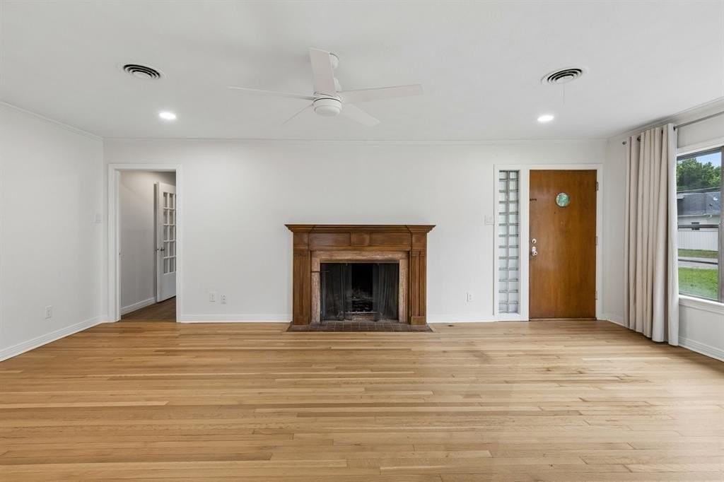 1500 Hill St - Photo 5 of 31