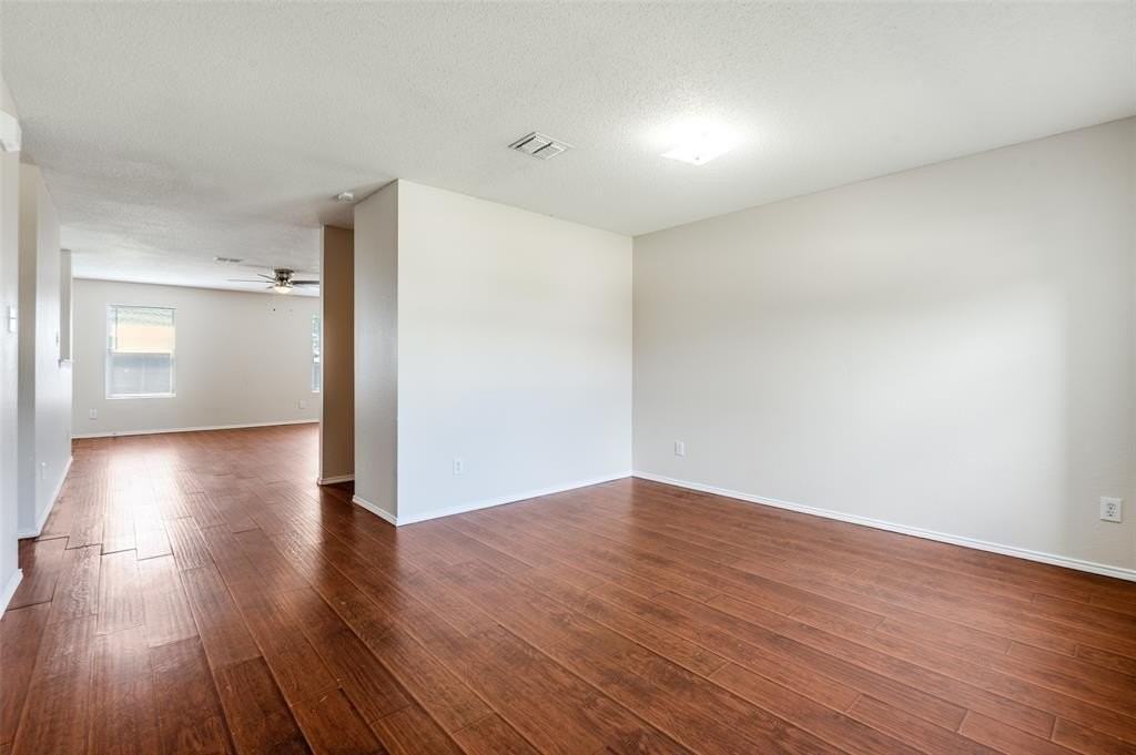 2232 White Pine Dr - Photo 4 of 15