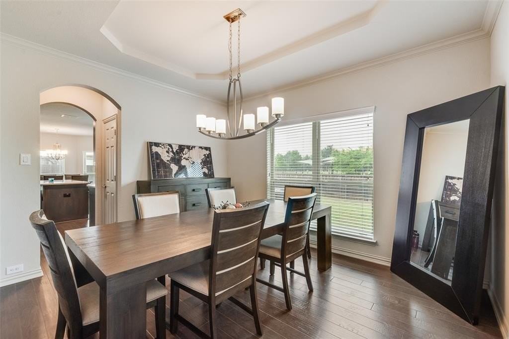 1539 Legacy Dr - Photo 5 of 40