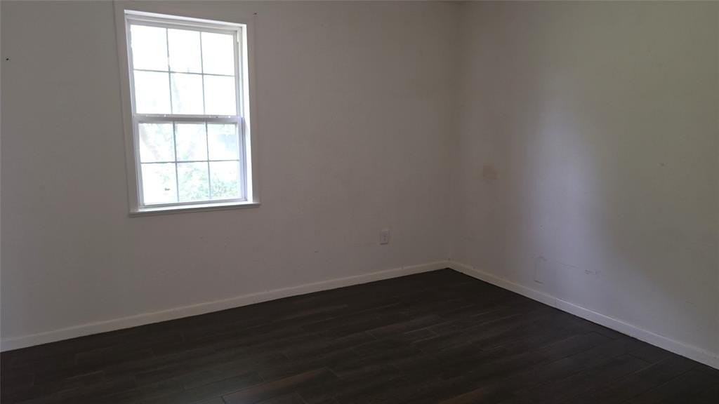 2474 Joe Davis Rd - Photo 7 of 12