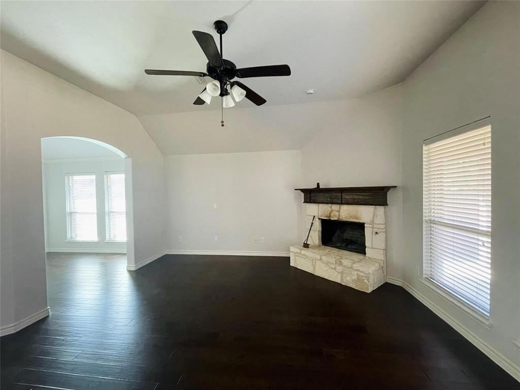 816 Cypress Hill Dr - Photo 2 of 25