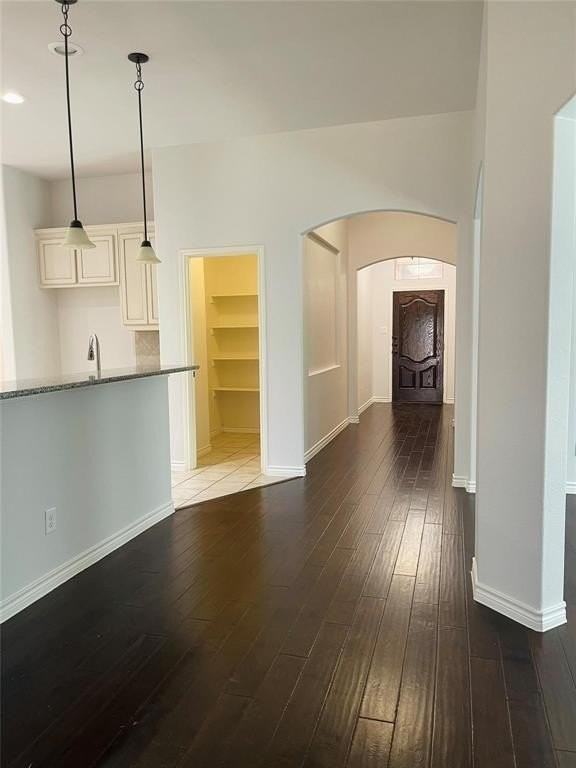 816 Cypress Hill Dr - Photo 4 of 25