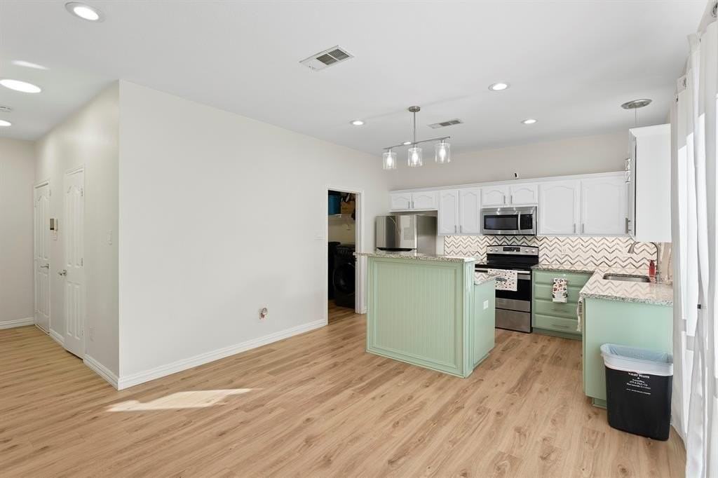 5921 Ash Flat Dr - Photo 5 of 13