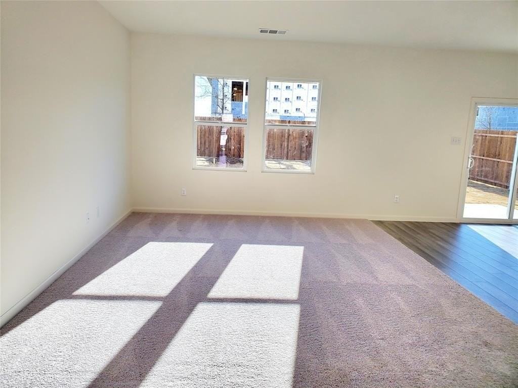 1901 Marquette Dr - Photo 4 of 7