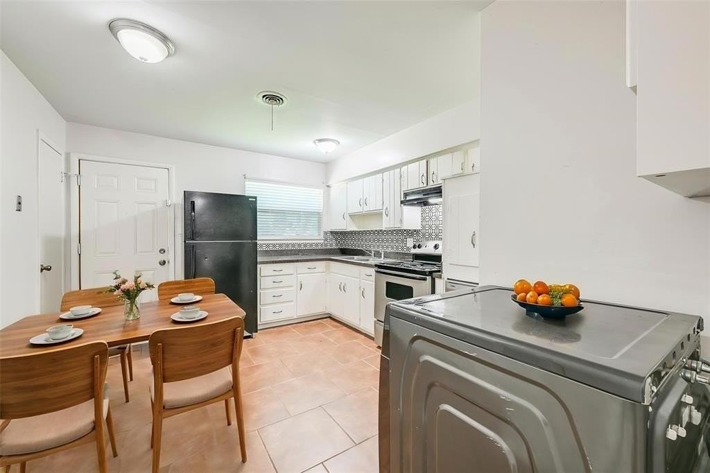 1905 S Cooper St - Photo 6 of 15