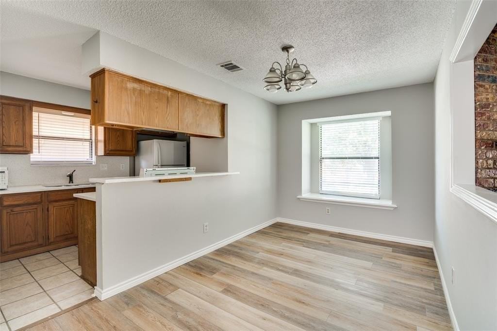 2400 Guerrero Dr - Photo 4 of 12