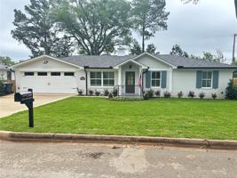 featured image of 3038 Santa Elena Dr