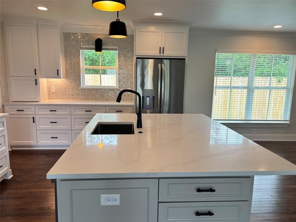 3038 Santa Elena Dr - Photo 2 of 16