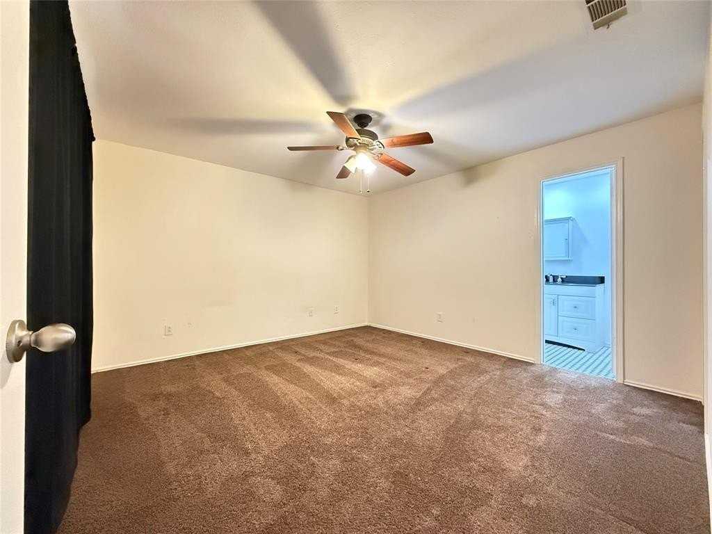 6801 Bolivar Ct - Photo 6 of 23