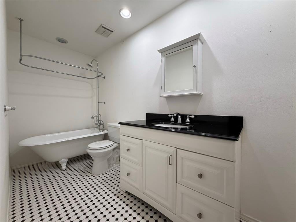 6801 Bolivar Ct - Photo 7 of 23