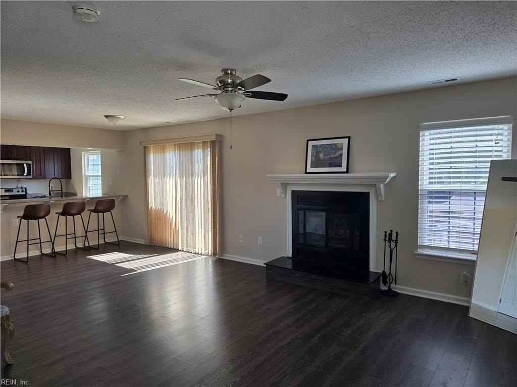 4536 Genoa Cir - Photo 2 of 21